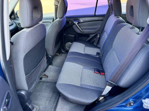 2005 Toyota RAV4