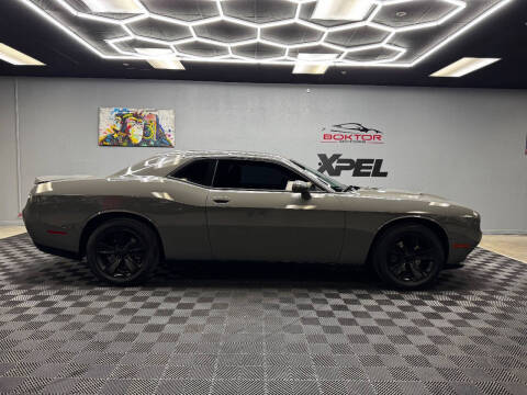 2019 Dodge Challenger SXT