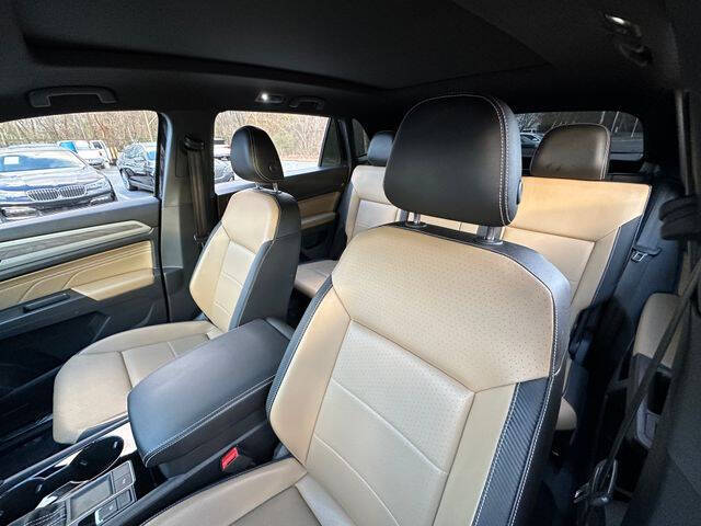 2022 Volkswagen Atlas Cross Sport V6 SE