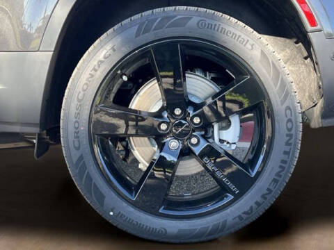 2026 Land Rover Defender 130 P300 S