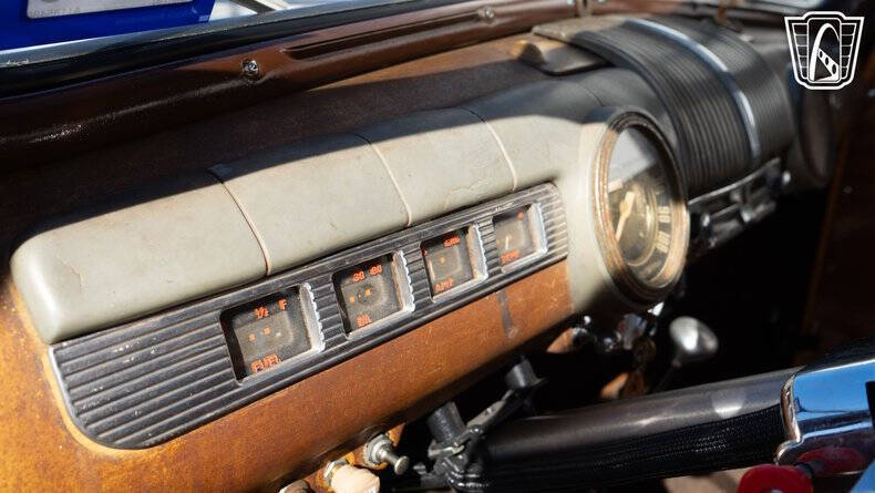 1946 Ford Super Deluxe