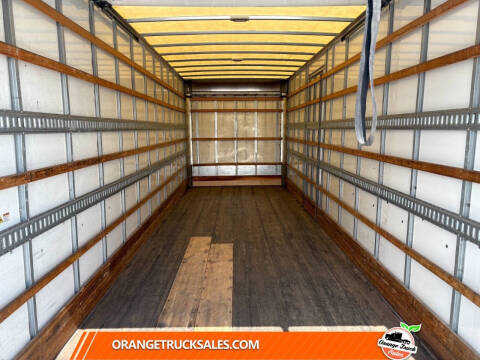 2019 Freightliner M2 106