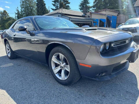 2015 Dodge Challenger SXT