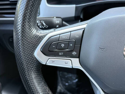 2020 Volkswagen Atlas Cross Sport V6 SEL R-Line 4Motion