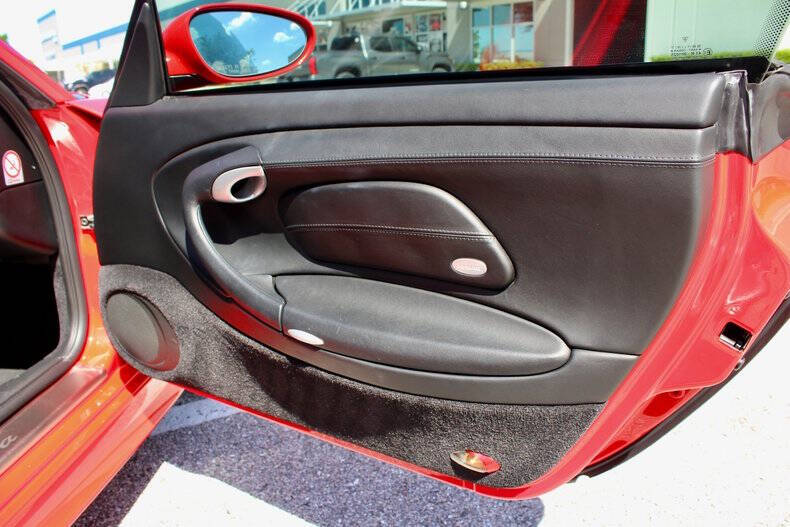 2003 Porsche 911 Carrera