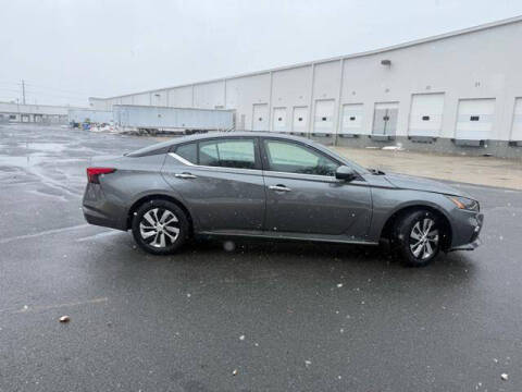 2022 Nissan Altima 2.5 S