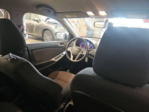 2013 Hyundai Accent GS