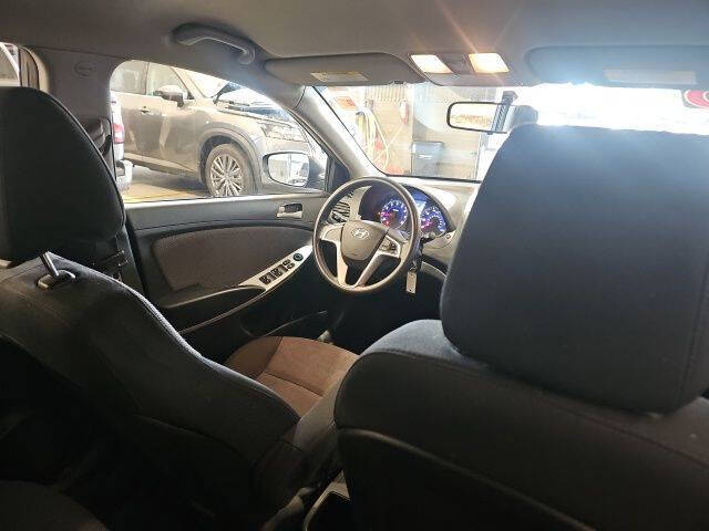2013 Hyundai Accent GS