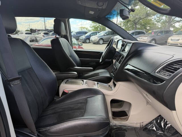 2017 Dodge Grand Caravan SXT