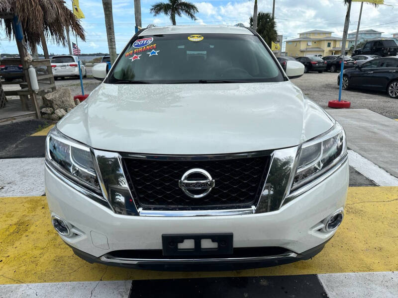 Used 2015 Nissan Pathfinder SL with VIN 5N1AR2MN1FC642001 for sale in Melbourne, FL