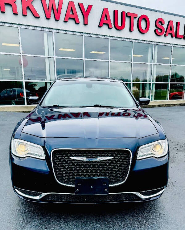 2015 Chrysler 300 Limited photo 5