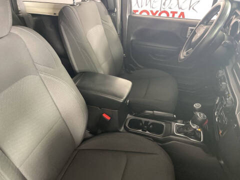 2022 Jeep Wrangler Sport