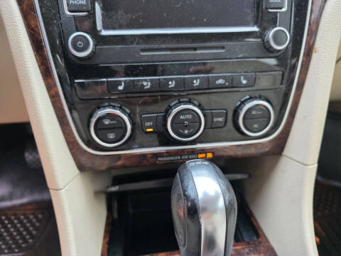 2012 Volkswagen Passat TDI SEL Premium