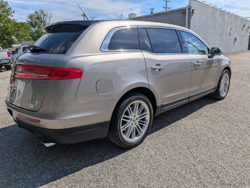 2019 Lincoln MKT