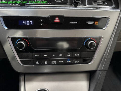 2016 Hyundai Sonata Hybrid SE