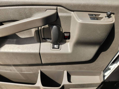 2024 Chevrolet Express 2500