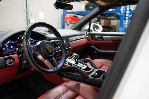 2022 Porsche Cayenne Platinum Edition