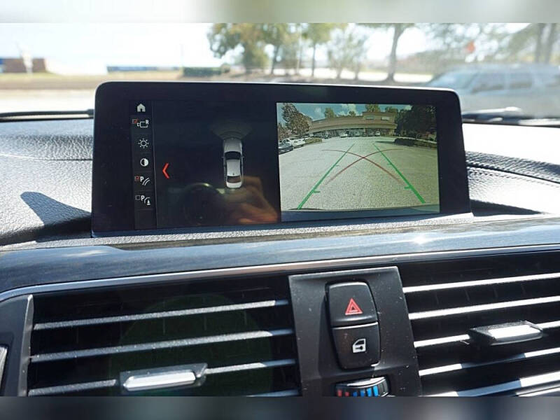 2018 BMW 3 Series 330i