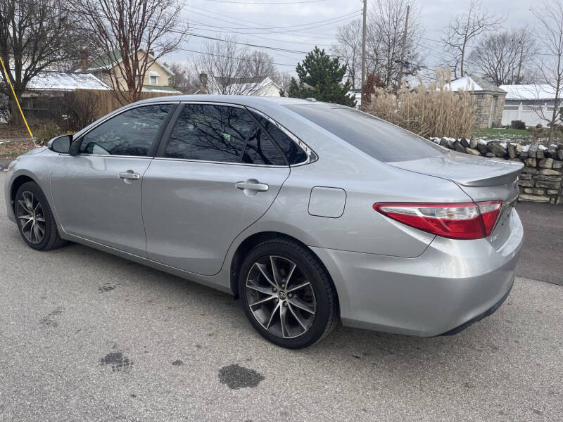 2016 Toyota Camry XSE