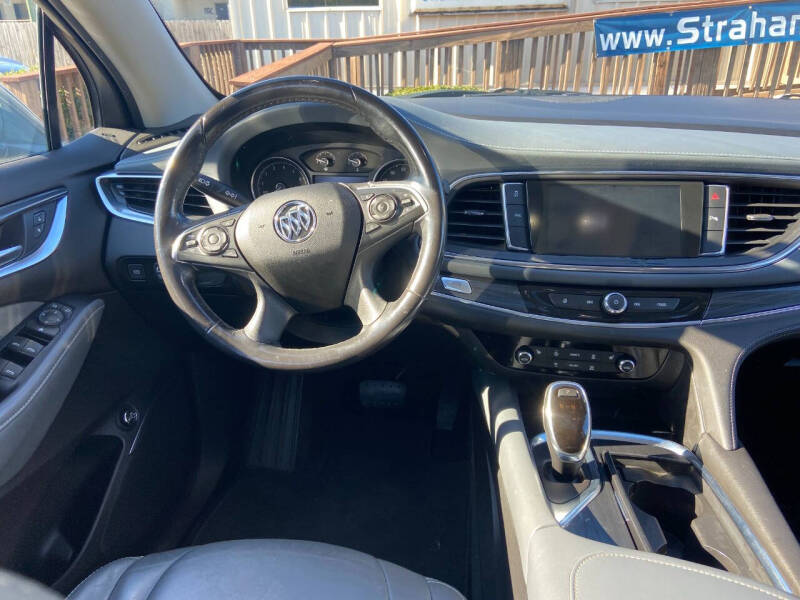 2019 Buick Enclave Essence