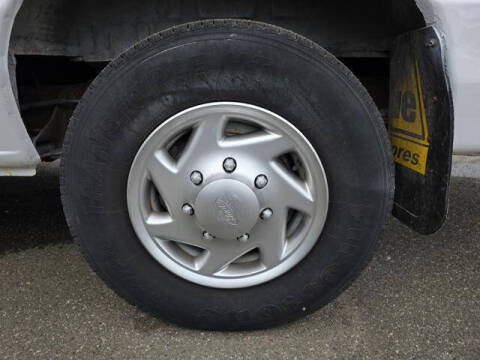 2005 Ford E-Series E-350 SD