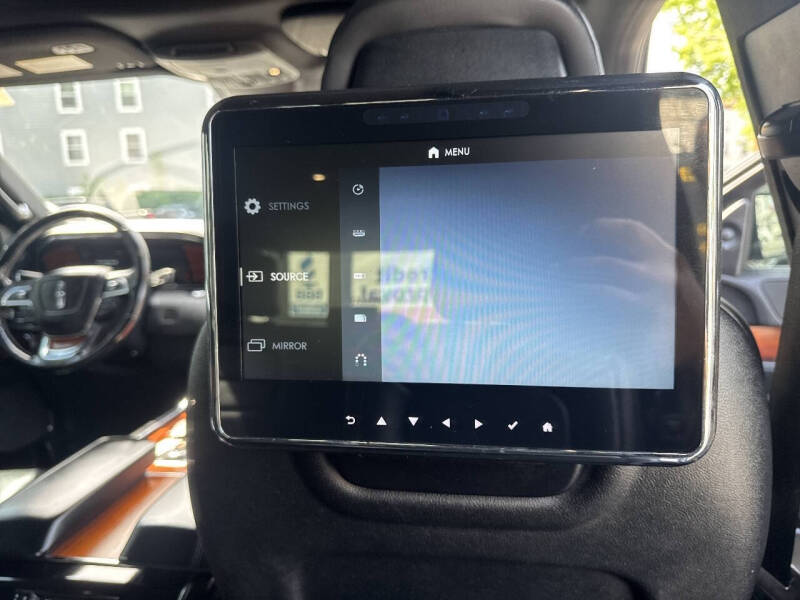 2018 Lincoln Navigator Select