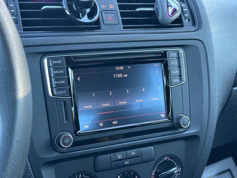 2016 Volkswagen Jetta