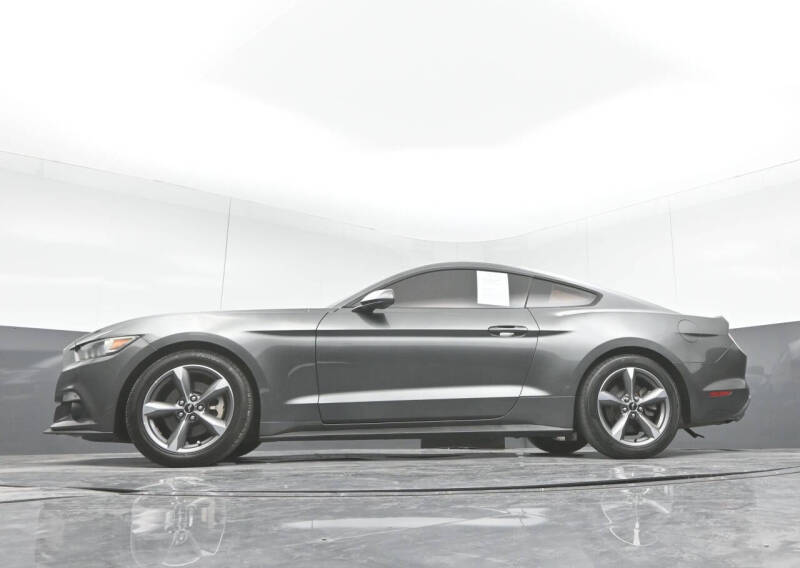 2016 Ford Mustang V6
