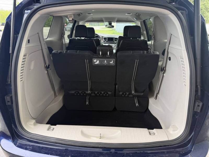 2019 Chrysler Pacifica Touring L