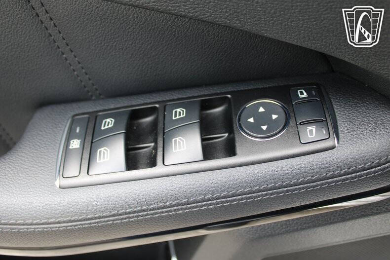 2010 Mercedes-Benz E-Class