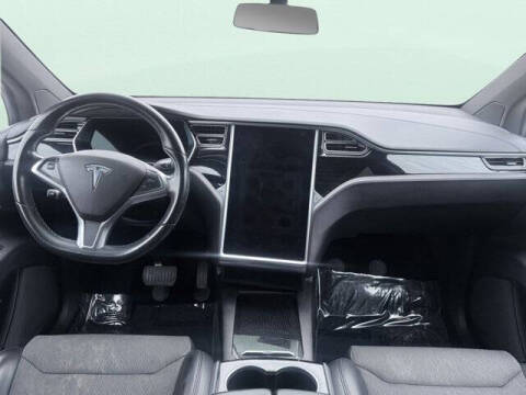 2017 Tesla Model X 75D