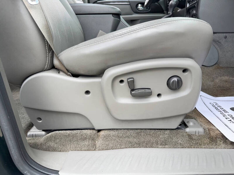 2004 GMC Envoy XUV SLT