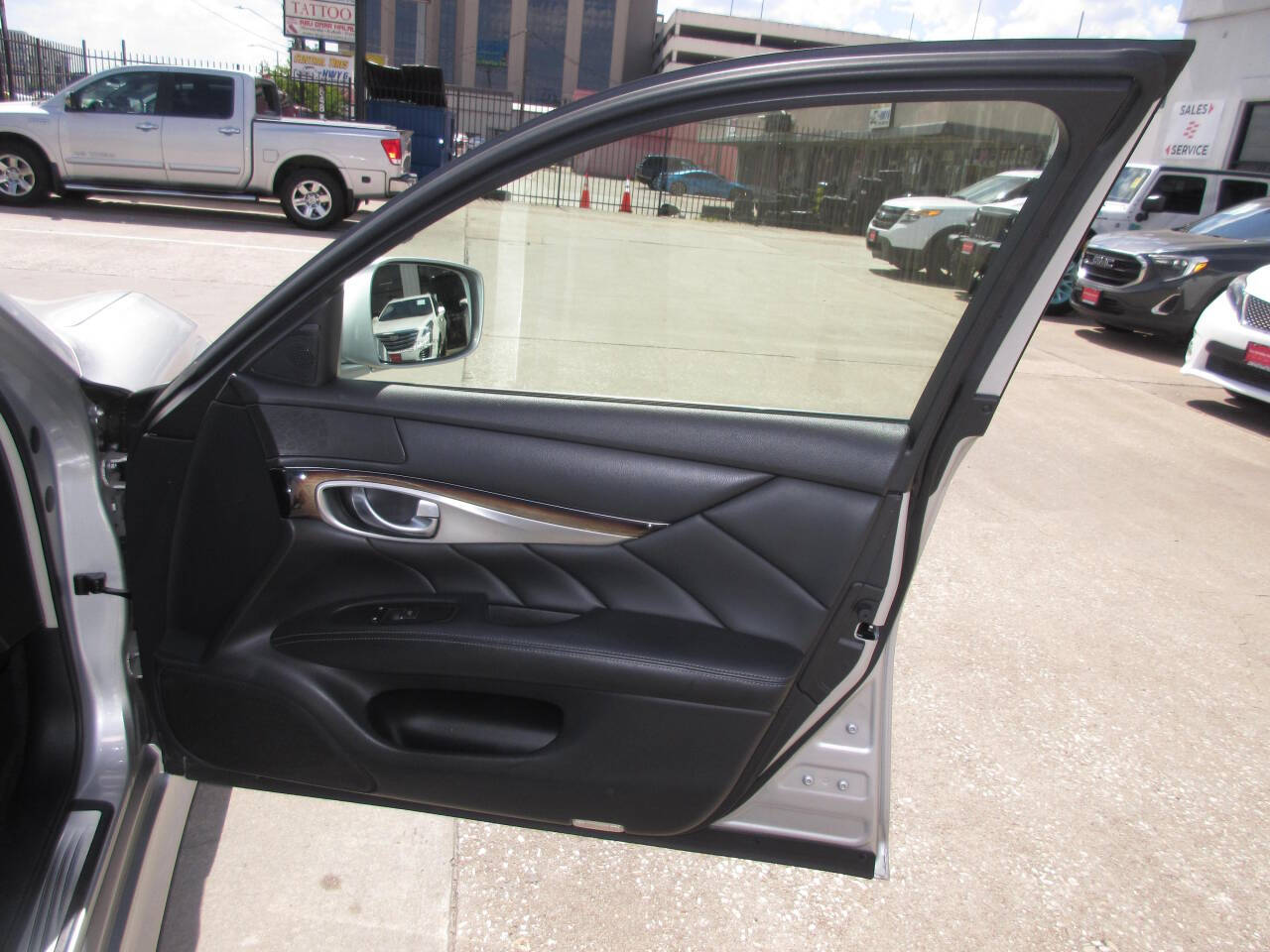 2014 INFINITI Q70 for sale at Drive Nation in Houston, TX