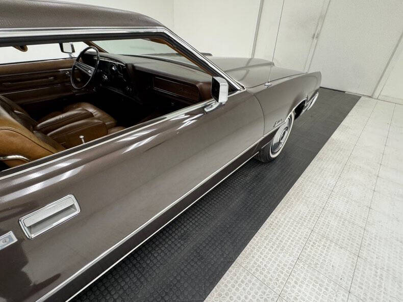 1972 Ford Thunderbird