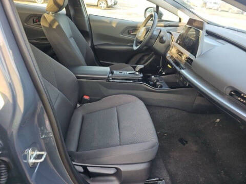 2025 Toyota Prius LE