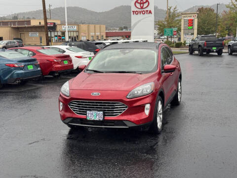 2022 Ford Escape Titanium