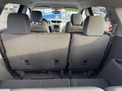 2017 Chevrolet Traverse LS