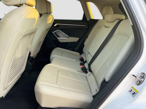 2021 Audi Q3 quattro S line Premium 45 TFSI