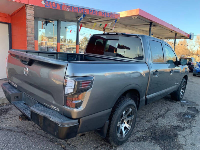 2017 Nissan Titan S