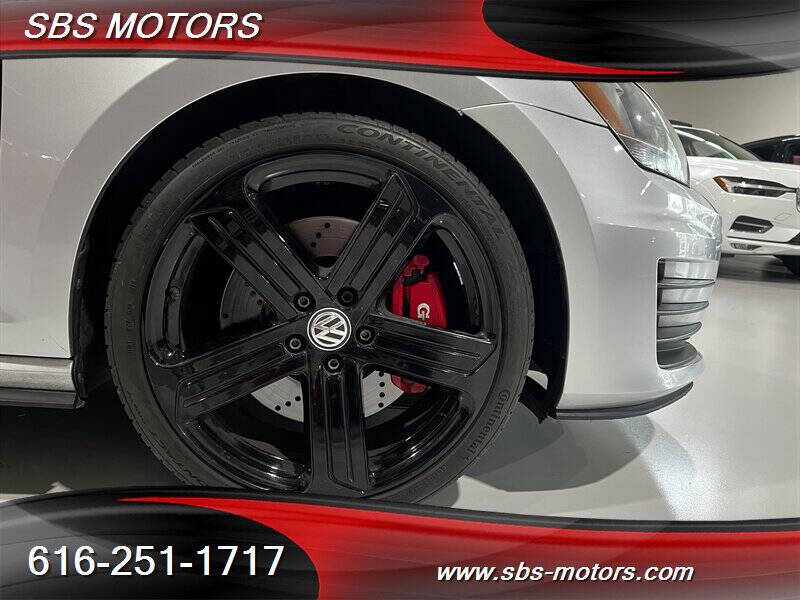 2017 Volkswagen Golf GTI SE