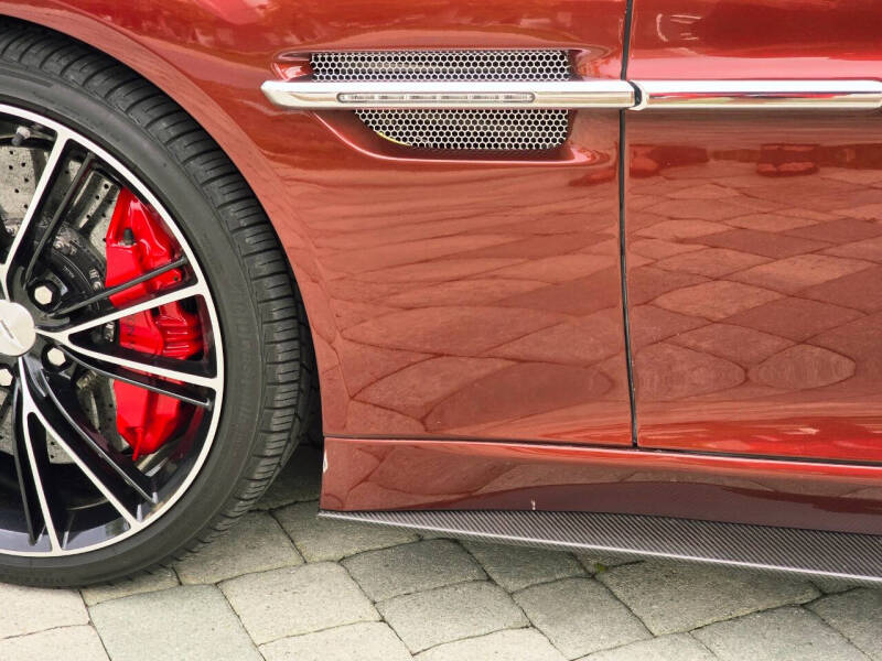 2014 Aston Martin Vanquish