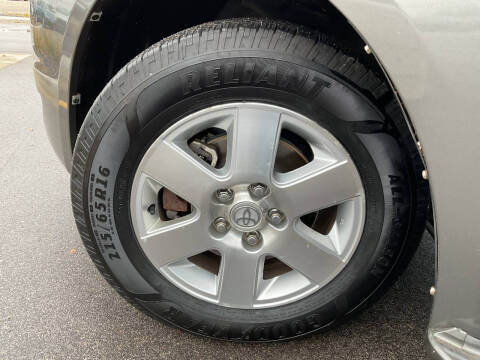 2004 Toyota Sienna XLE 7 Passenger