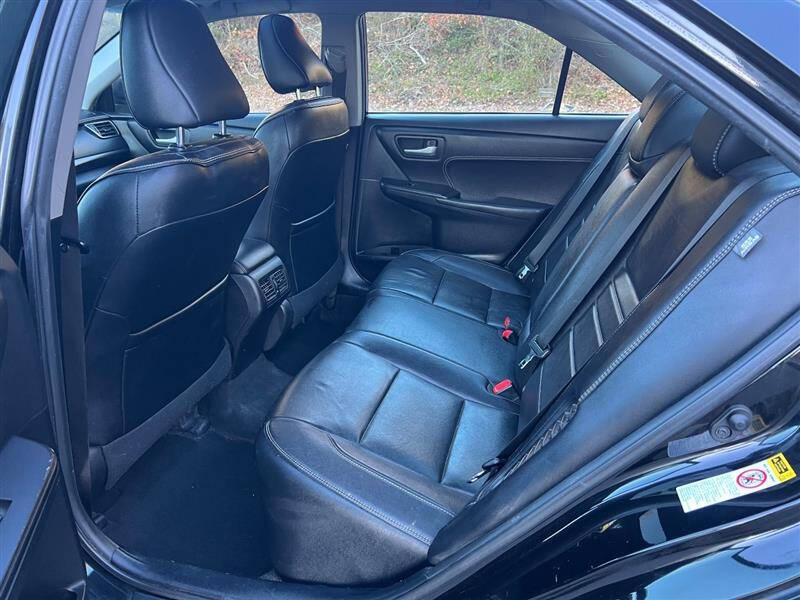 2015 Toyota Camry Hybrid