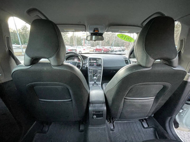 2016 Volvo XC60 T5 Drive-E