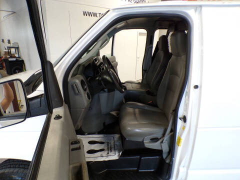 2014 Ford E-Series E-250