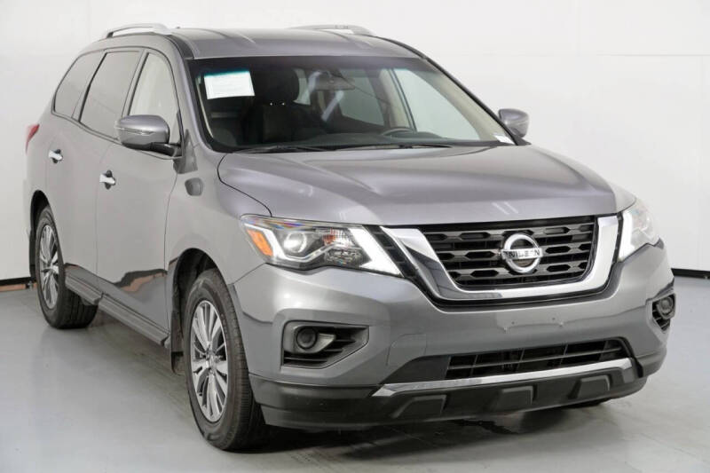 2020 Nissan Pathfinder S