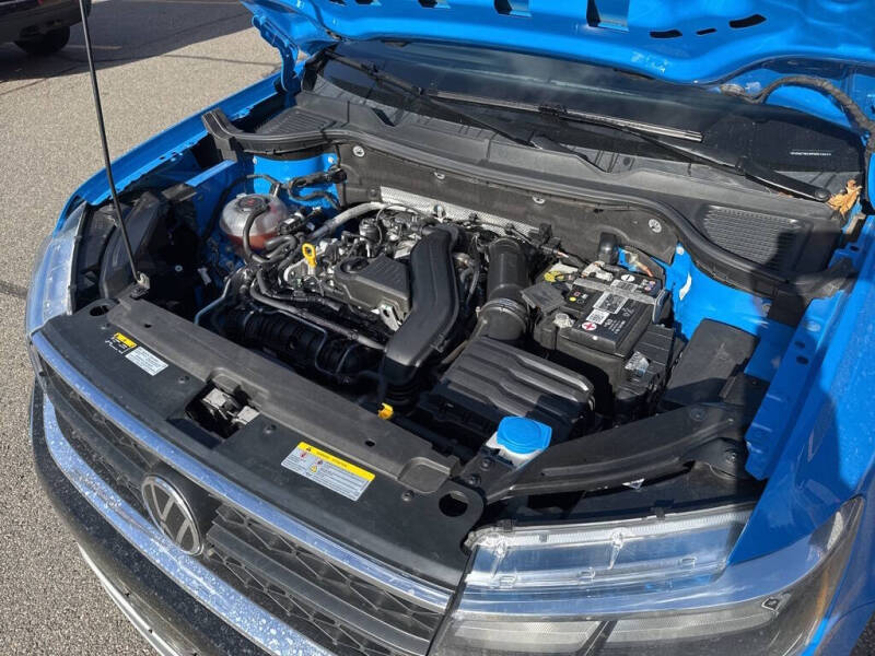 2023 Volkswagen Taos SE 4Motion