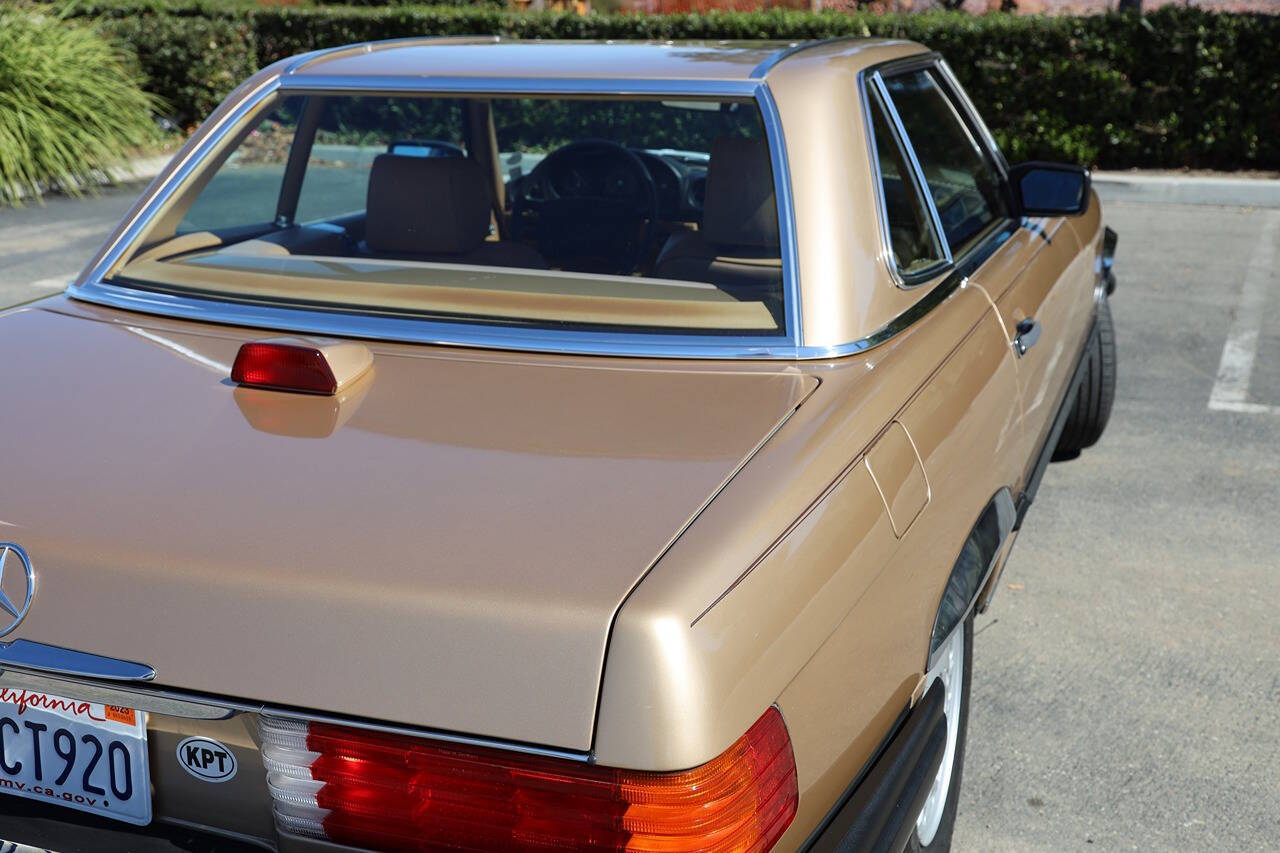 1986 Mercedes-Benz 560-Class for sale at DE AUTOS INC in San Juan Capistrano, CA