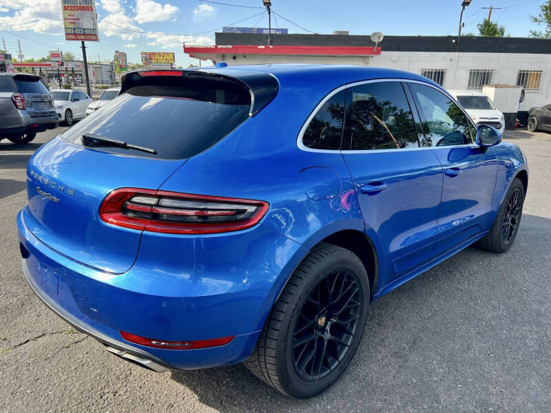 2015 Porsche Macan Turbo
