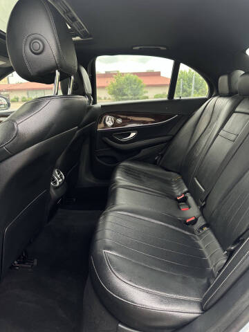 2017 Mercedes-Benz E-Class E 300 4MATIC